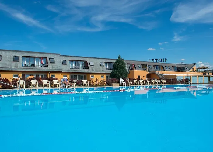 Hotel Lacotel
